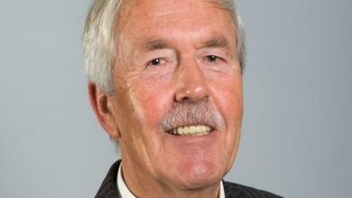 In memoriam: Cees Broekhoven