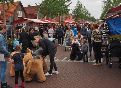 Zaterdag 20 mei Zomerse Jaarmarkt in Zwanenburg